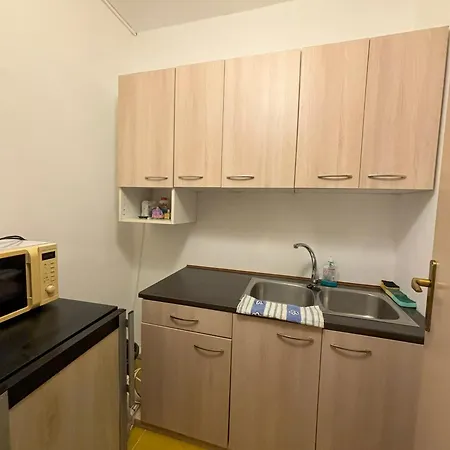 Restaurace A U Jezirka * Hrimezdice