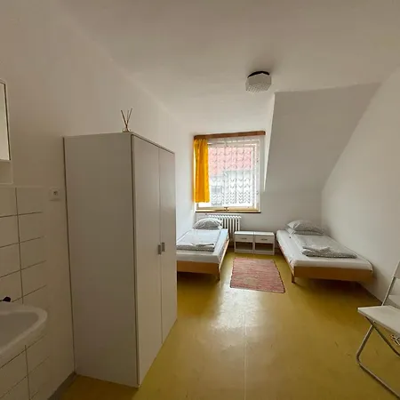 Konukevi Restaurace A U Jezirka